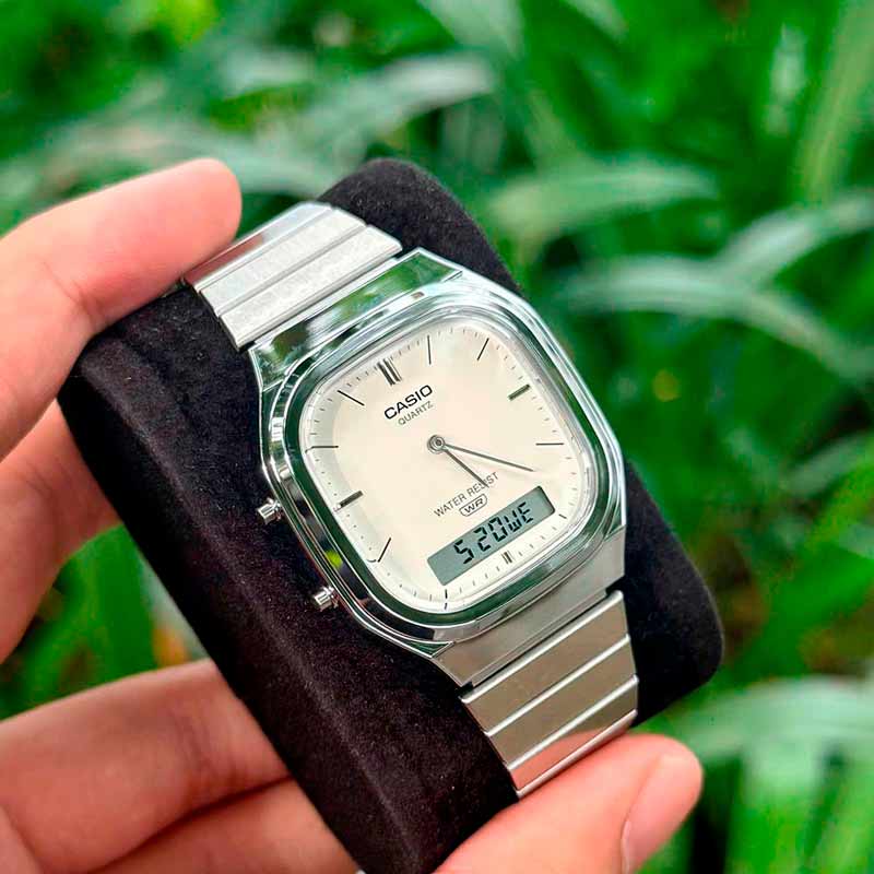 Casio AQ-240E-7A2EF Casio AQ-240E-7A2EF