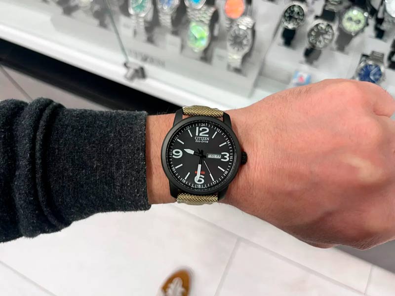 CITIZEN BM8476-23EE CITIZEN BM8476-23EE