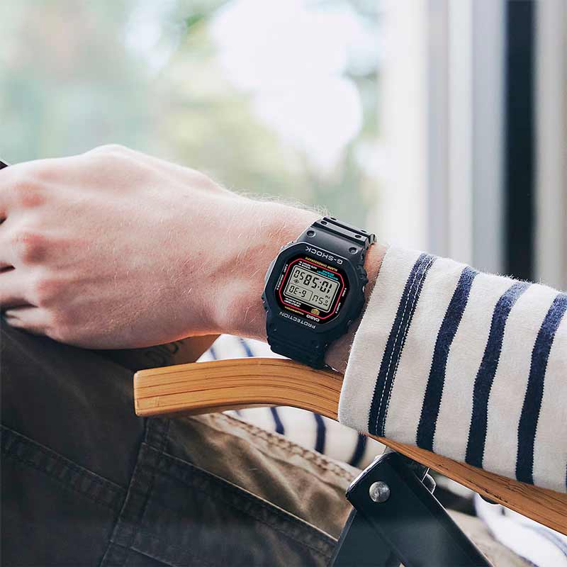 Casio DW-5600RL-1ER Casio DW-5600RL-1ER