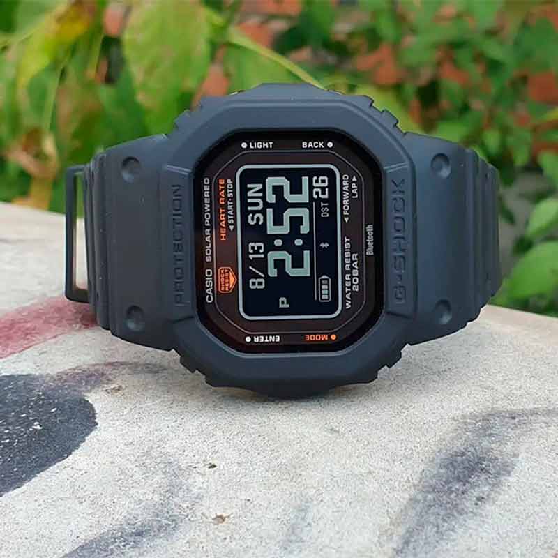 Casio DW-H5600-1ER + кабель Casio DW-H5600-1ER + кабель