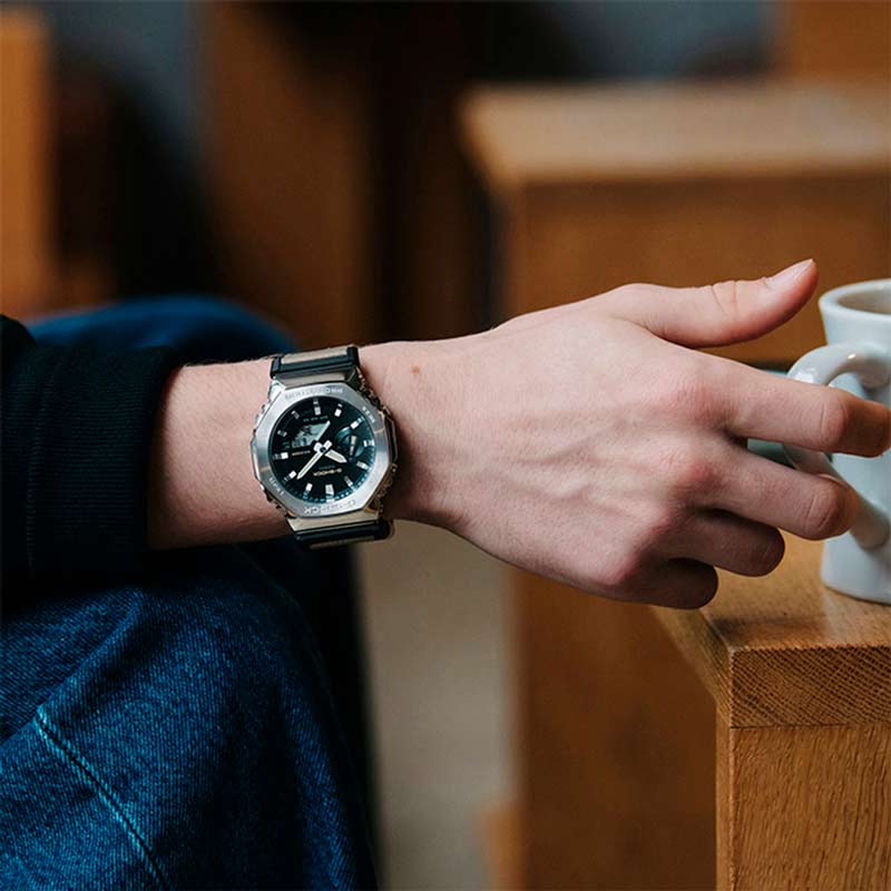 Casio GM-2100C-5AER Casio GM-2100C-5AER