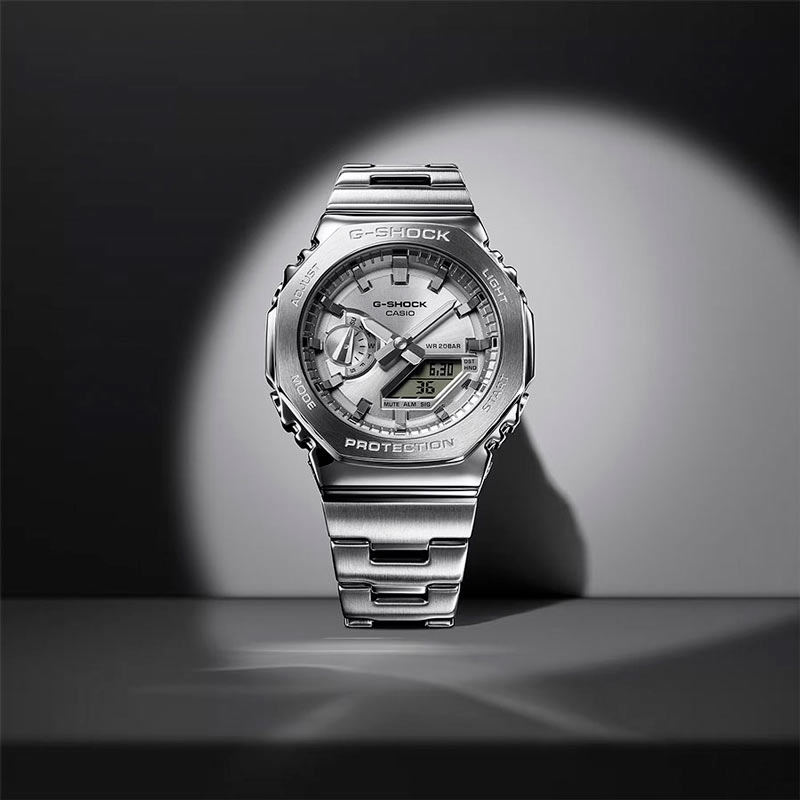 Casio GM-2110D-7AER Casio GM-2110D-7AER