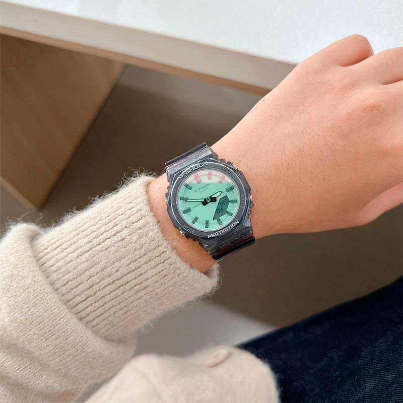 Casio GMA-P2100SR-1AER Casio GMA-P2100SR-1AER