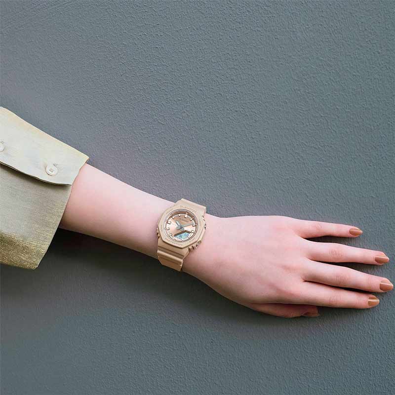 Casio GMA-P2100ST-9AER Casio GMA-P2100ST-9AER