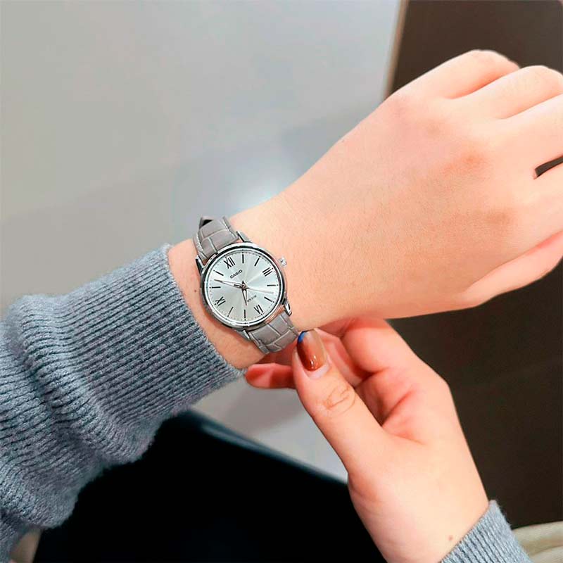 Casio LTP-1303LL-7AVDF Casio LTP-1303LL-7AVDF