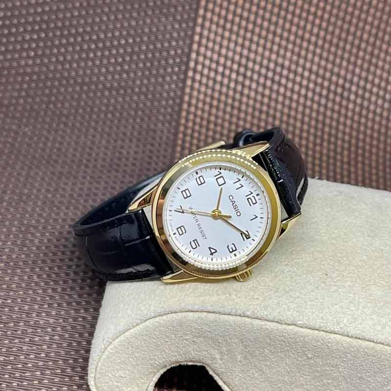 Casio LTP-V001GL-7B Casio LTP-V001GL-7B