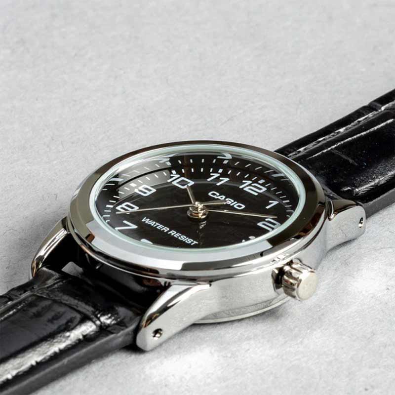 Casio LTP-V001L-1B Casio LTP-V001L-1B
