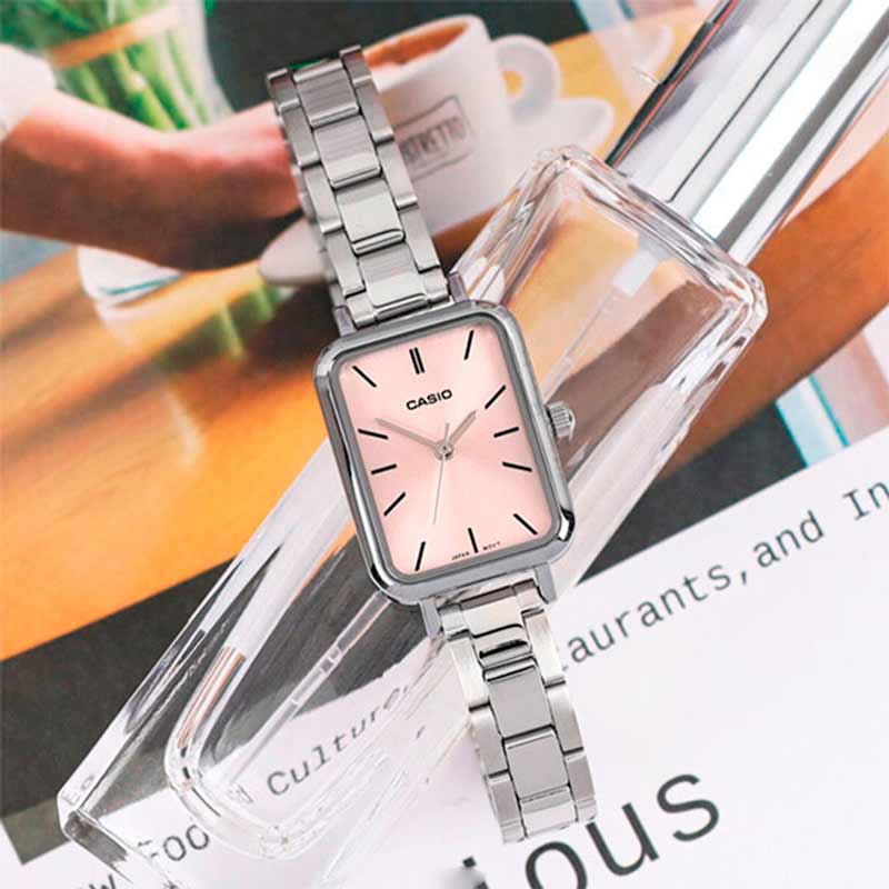 Casio LTP-V009D-4E Casio LTP-V009D-4E