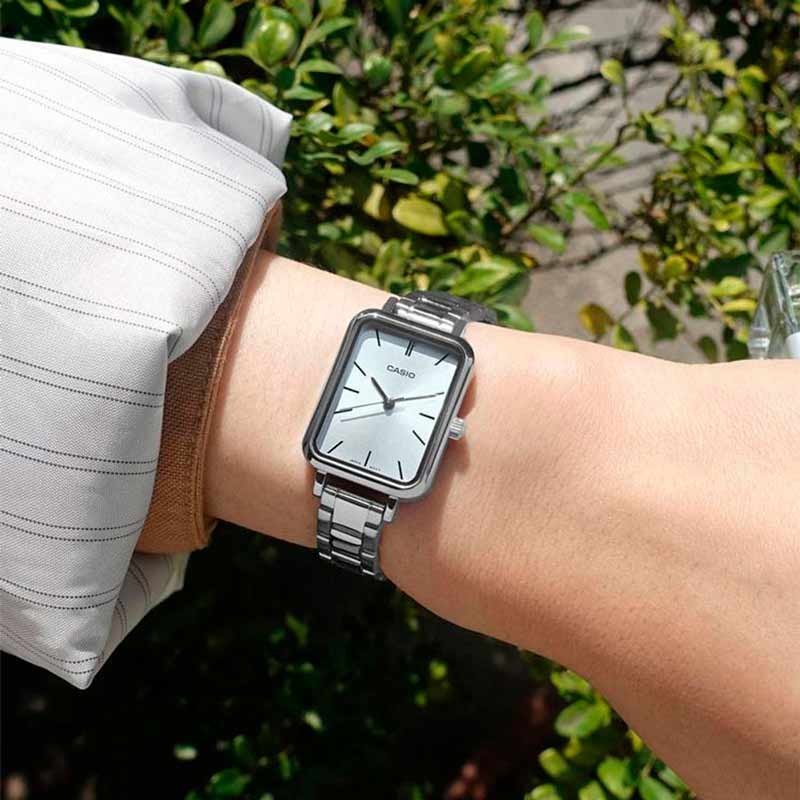 Casio LTP-V009D-7E Casio LTP-V009D-7E
