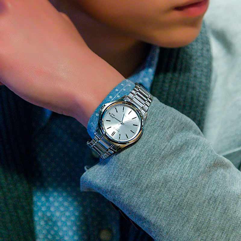 Casio MTP-1183A-7AEF Casio MTP-1183A-7AEF