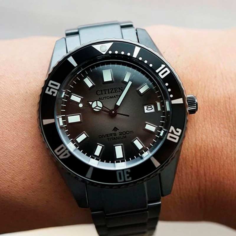 CITIZEN NB6025-59H футляр Diver Bottle CITIZEN NB6025-59H футляр Diver Bottle